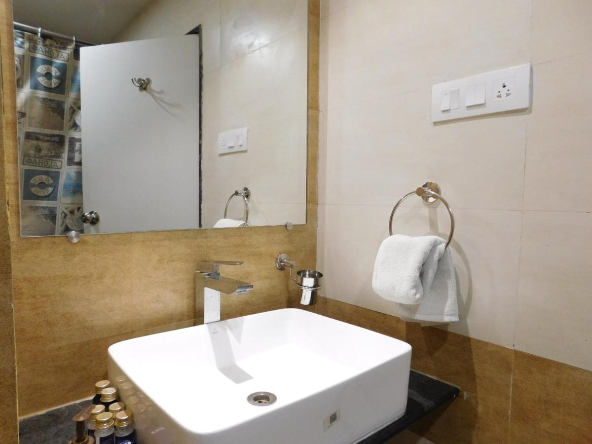 Hotel Shiva Club And Resort Mundra Екстериор снимка