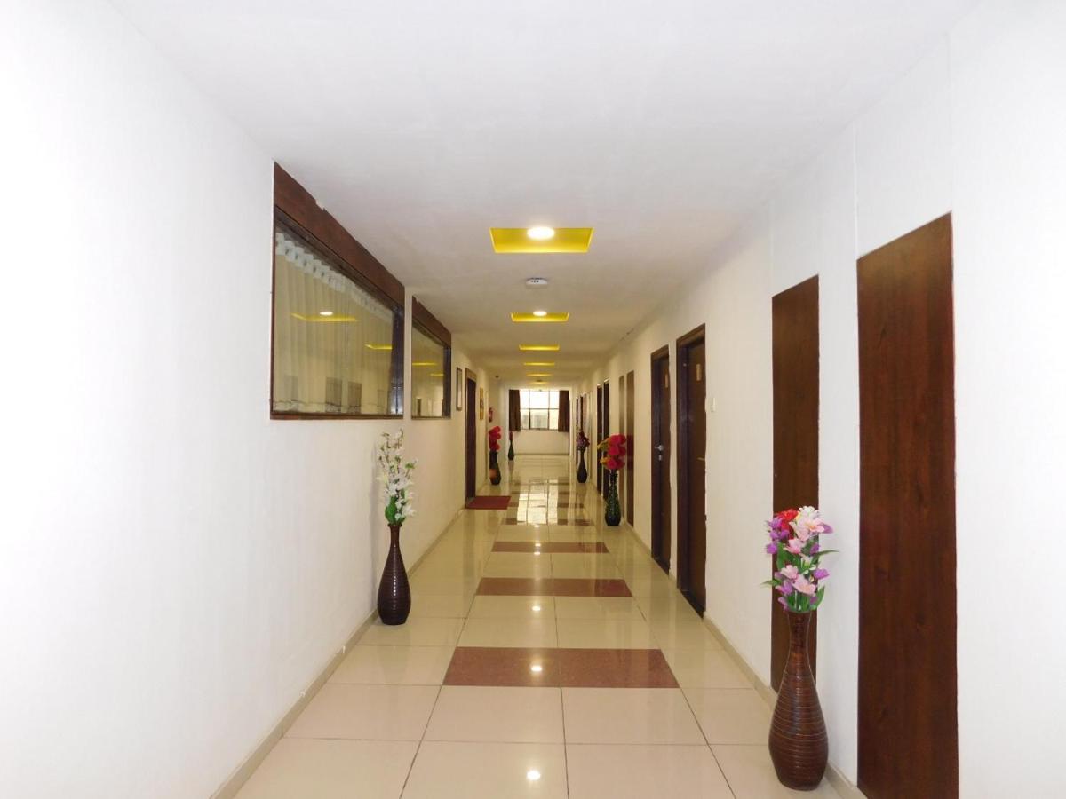 Hotel Shiva Club And Resort Mundra Екстериор снимка