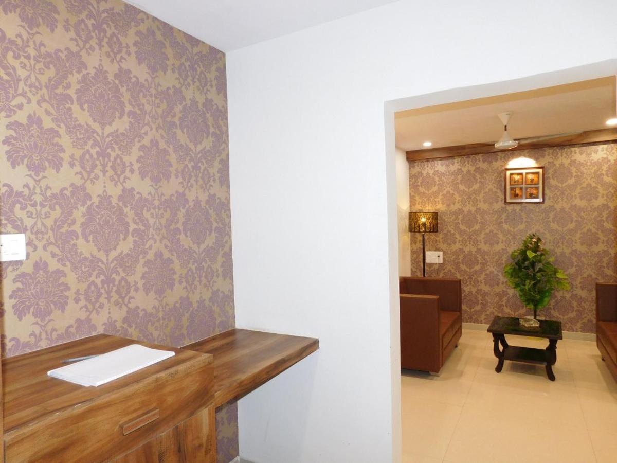 Hotel Shiva Club And Resort Mundra Екстериор снимка