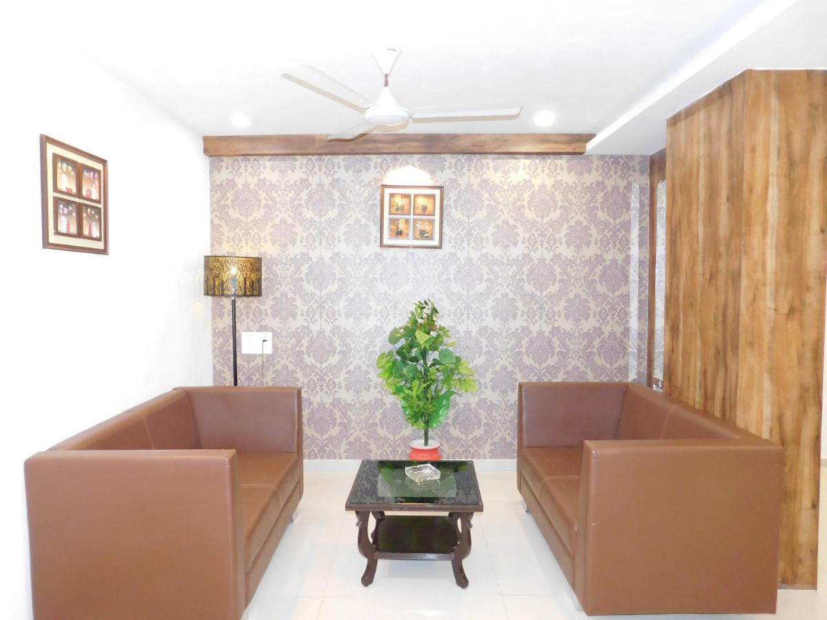 Hotel Shiva Club And Resort Mundra Екстериор снимка